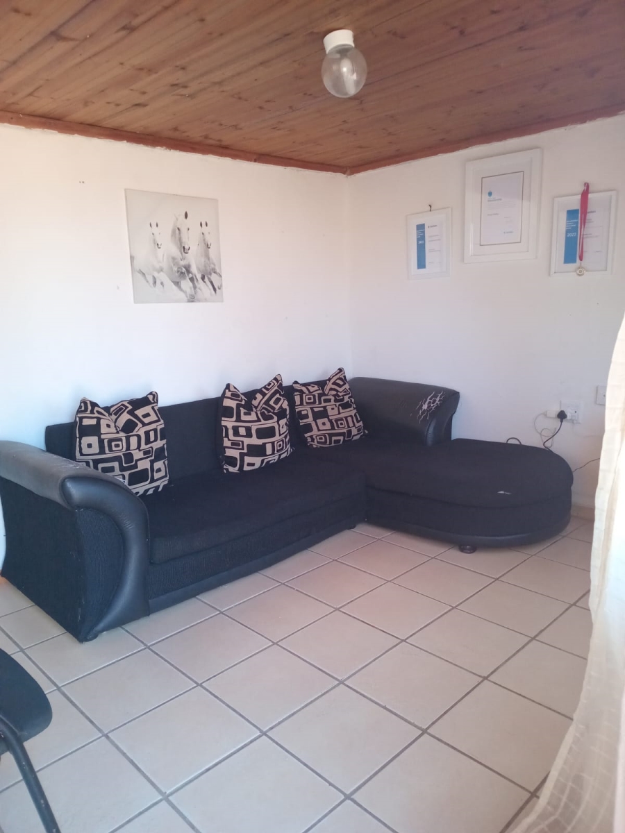 2 Bedroom Property for Sale in Zwide Eastern Cape